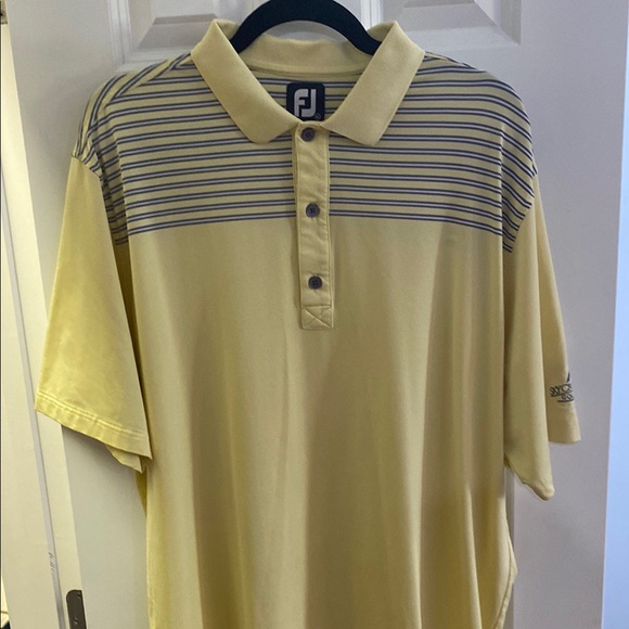 FootJoy Men's Polo Shirt Striped Top with pastel yellow bottom - Picture 1 of 5